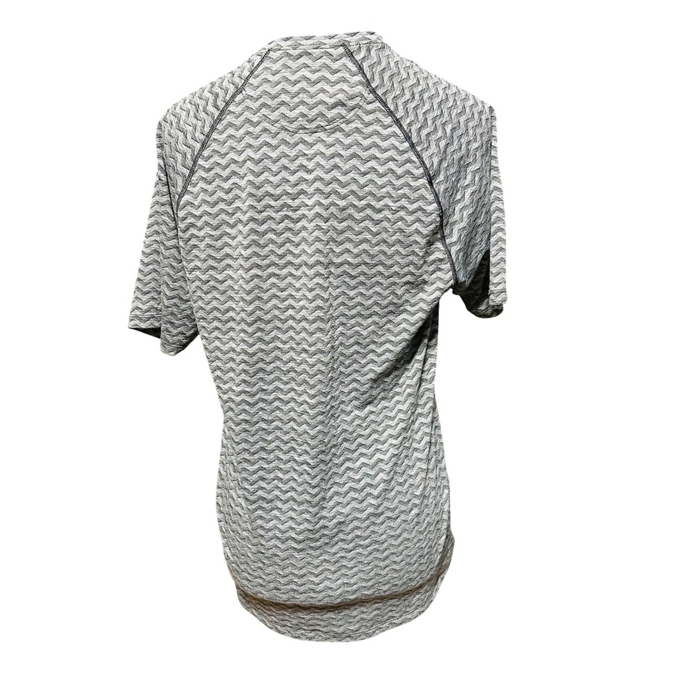 Patagonia Mens Short Sleeve Zigzag Pattern Performance Shirt Gray Size L - Picture 2 of 7